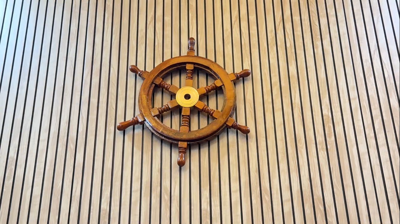 Nautical Wheel Wooden Ship Wheel Nautical 45.72 Cm Ship Wheel Captain's Wheel Pirates Accent Boat Collectibles Home Decor 18 Inch