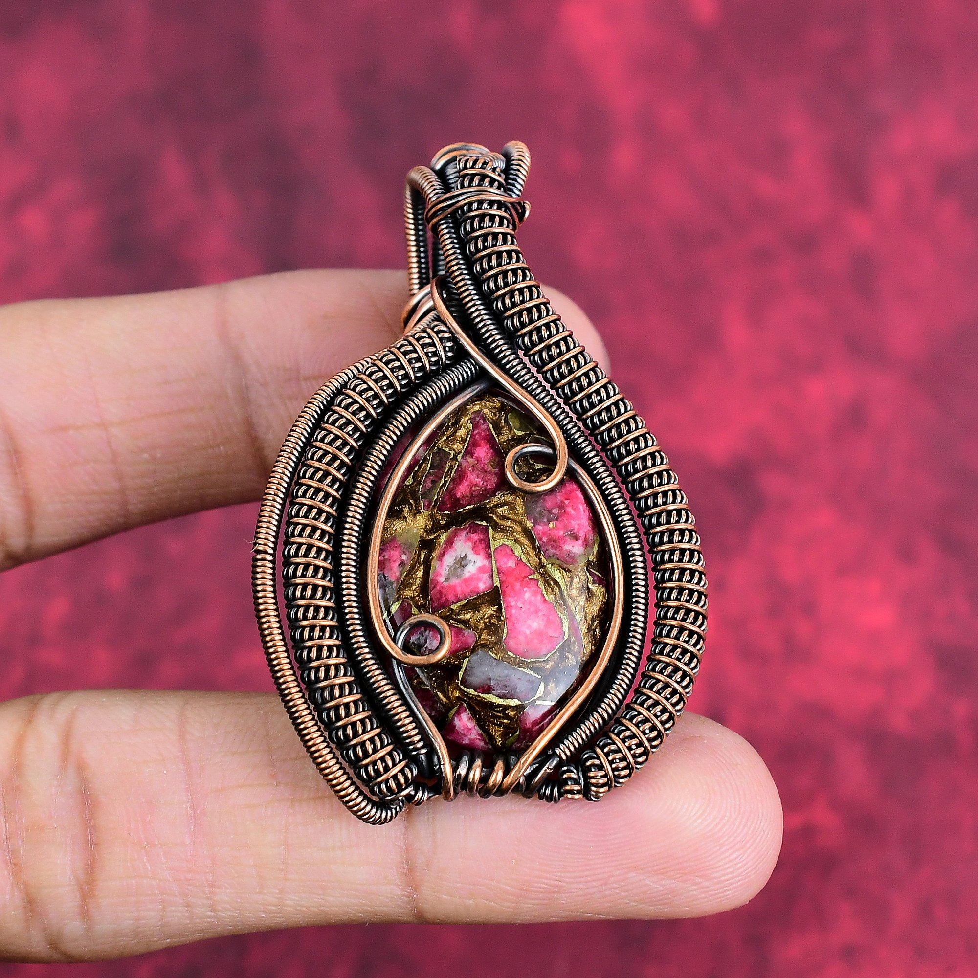 Ciondolo in thulite di rame ciondolo avvolto in filo di rame pietra preziosa gioielli in rame ciondolo fatto a mano gioielli molto carini avvolti in filo regali per donne