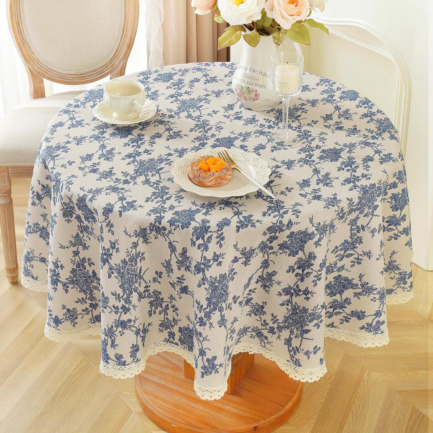 Rustic Flower Print Round Table Cover Indoor Outdoor Vintage Tassel Blue Flower Farmhouse Table Cloth for Picnic Tabletop Decor