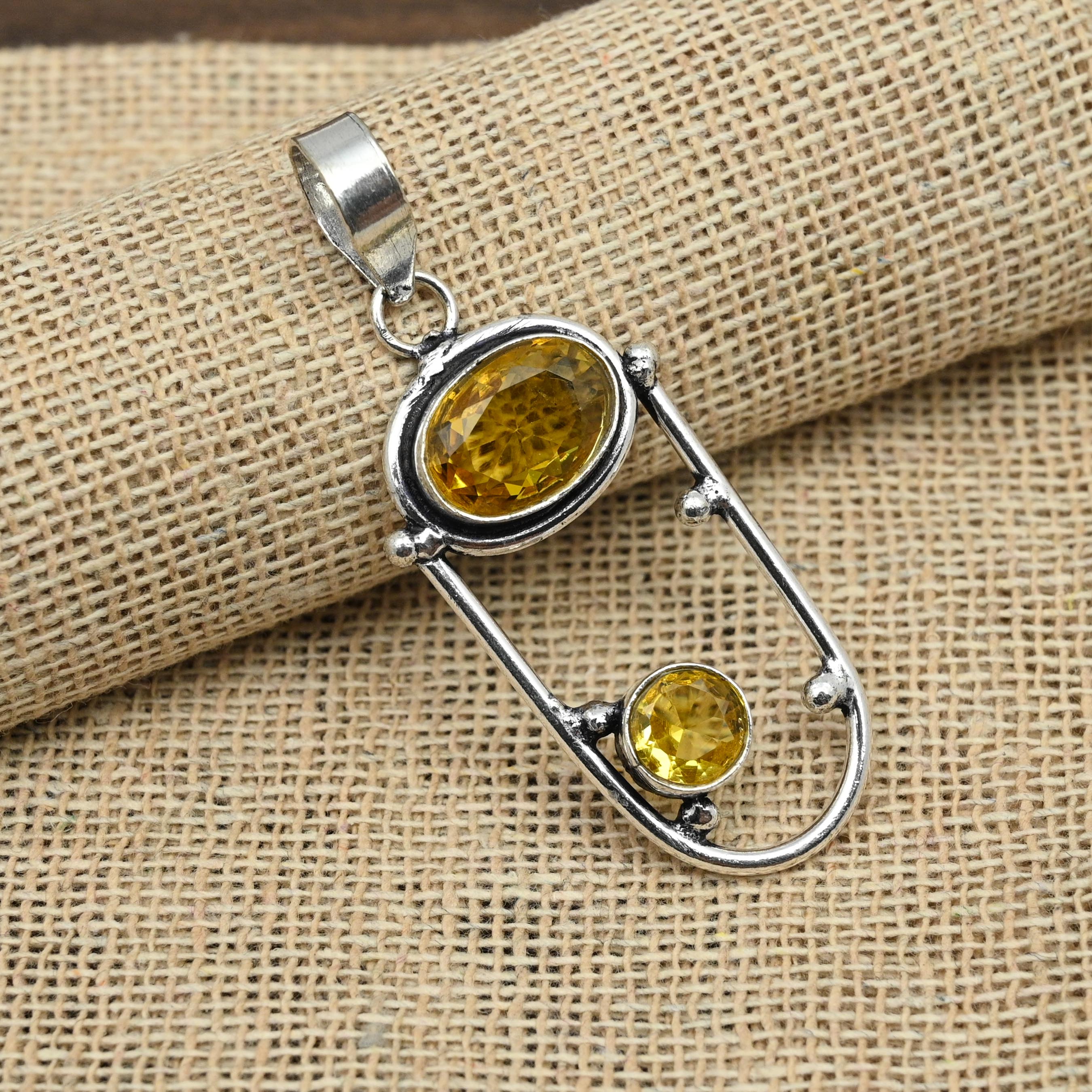 Citrin ädelsten 925 Sterling Silver Handgjord Hänge Design Smycken Delikat Gåva Till Henne