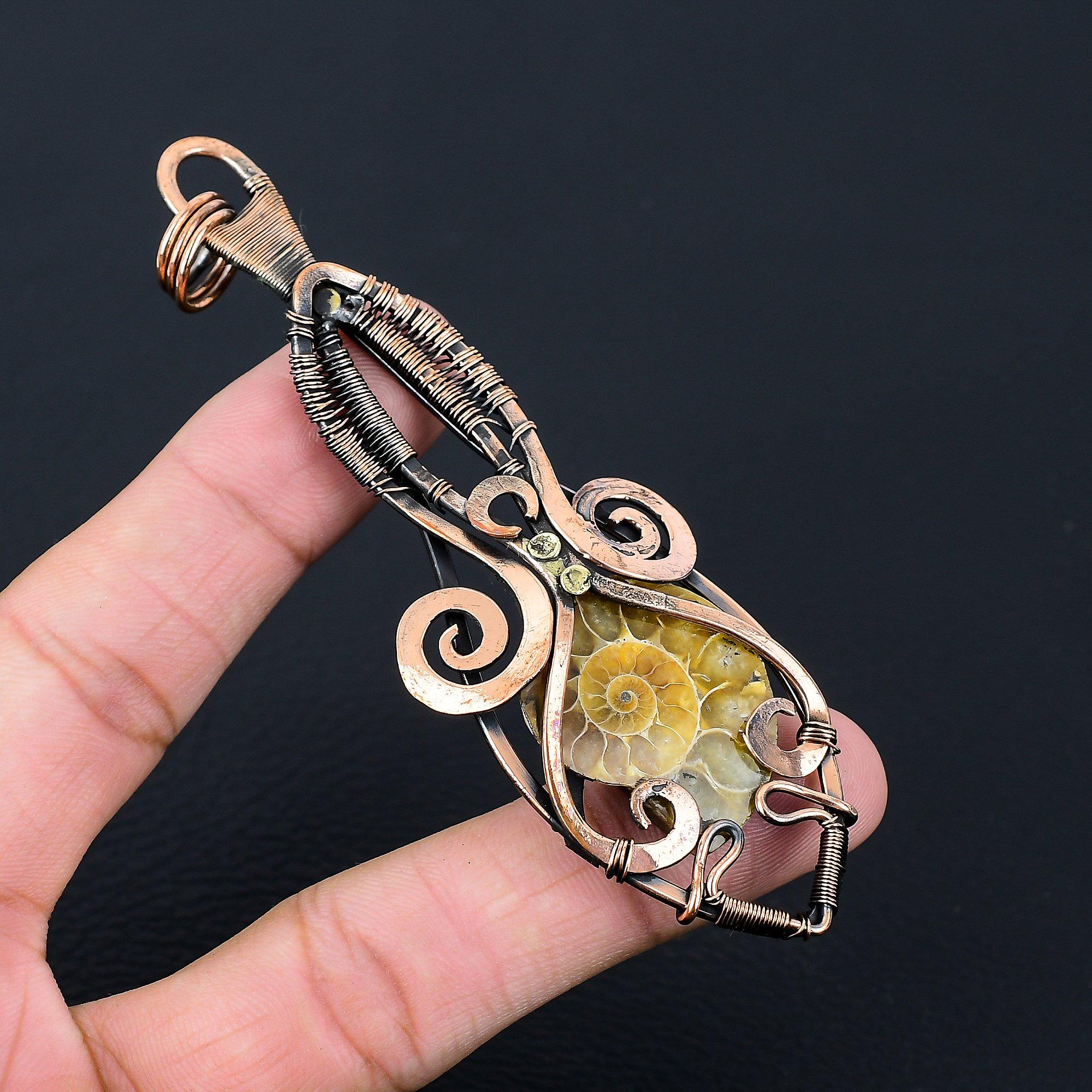 Pietre prețioase fosile de amonit, sârmă de cupru pur, bijuterii cu pandantiv lucrate manual pentru ea