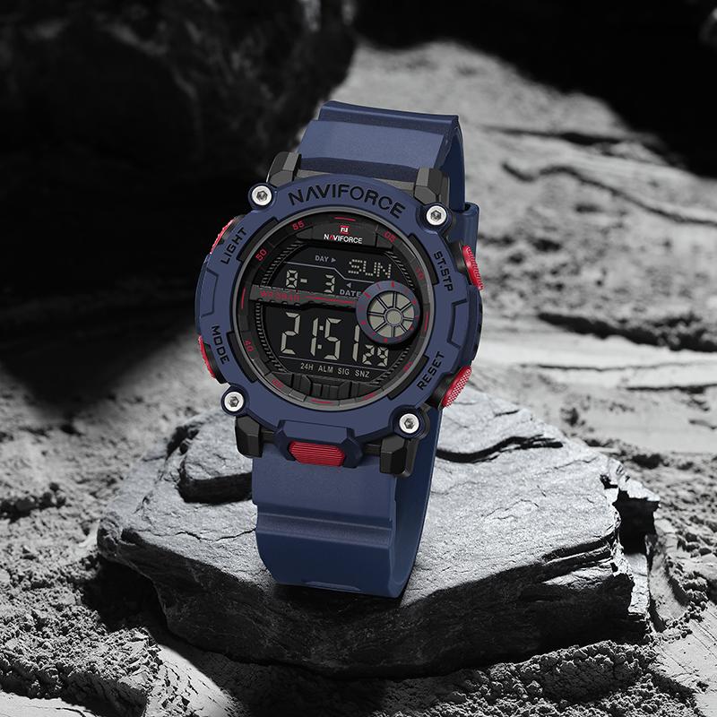 Naviforce Original Men LCD Digital Watch Lightweight Silicone Strap Waterproof Calendar Date Chronograph Alarm Men Boys Outdoor Watch NF7133