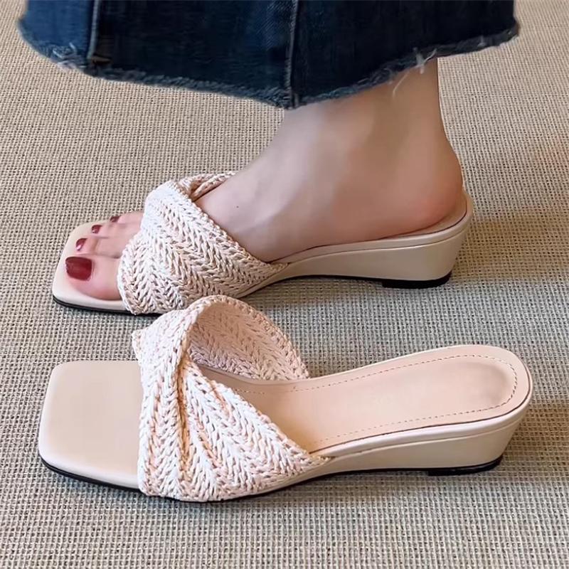 Eilyken Design Style Pleated Weave Square Toe Women Slippers Summer Fashion Wedges Low Heels Banquet Party Slide Shoes