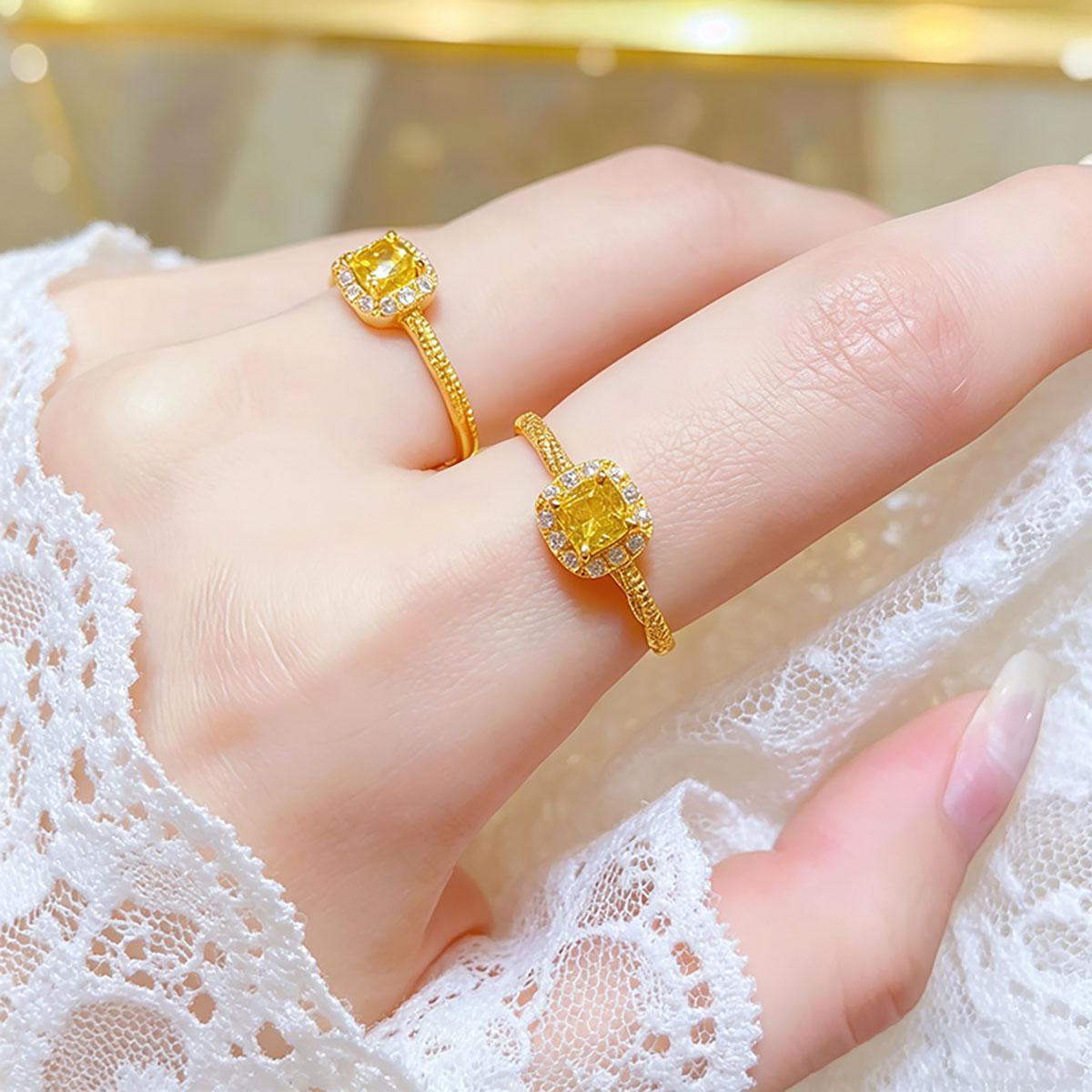 Small Sugar Cube Ring for Women, Adjustable, Elegant, Minimalist, Gold Ring, Valentine's Day Accessory, Gentle Atmosphere