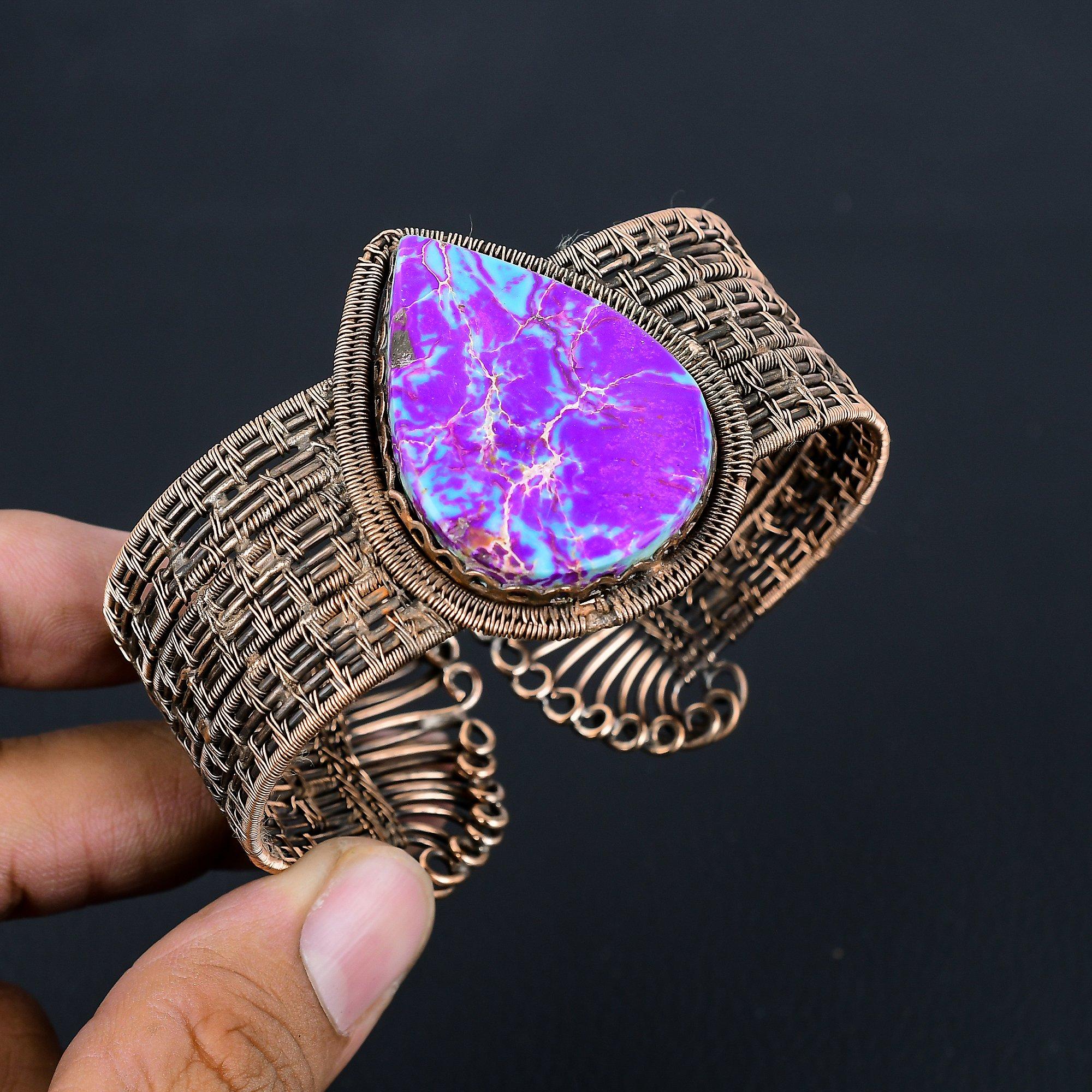 Pierre précieuse de sédiments de mer violets, fil de cuivre pur enveloppé, manchette/bracelet fait à la main, bijoux réglables