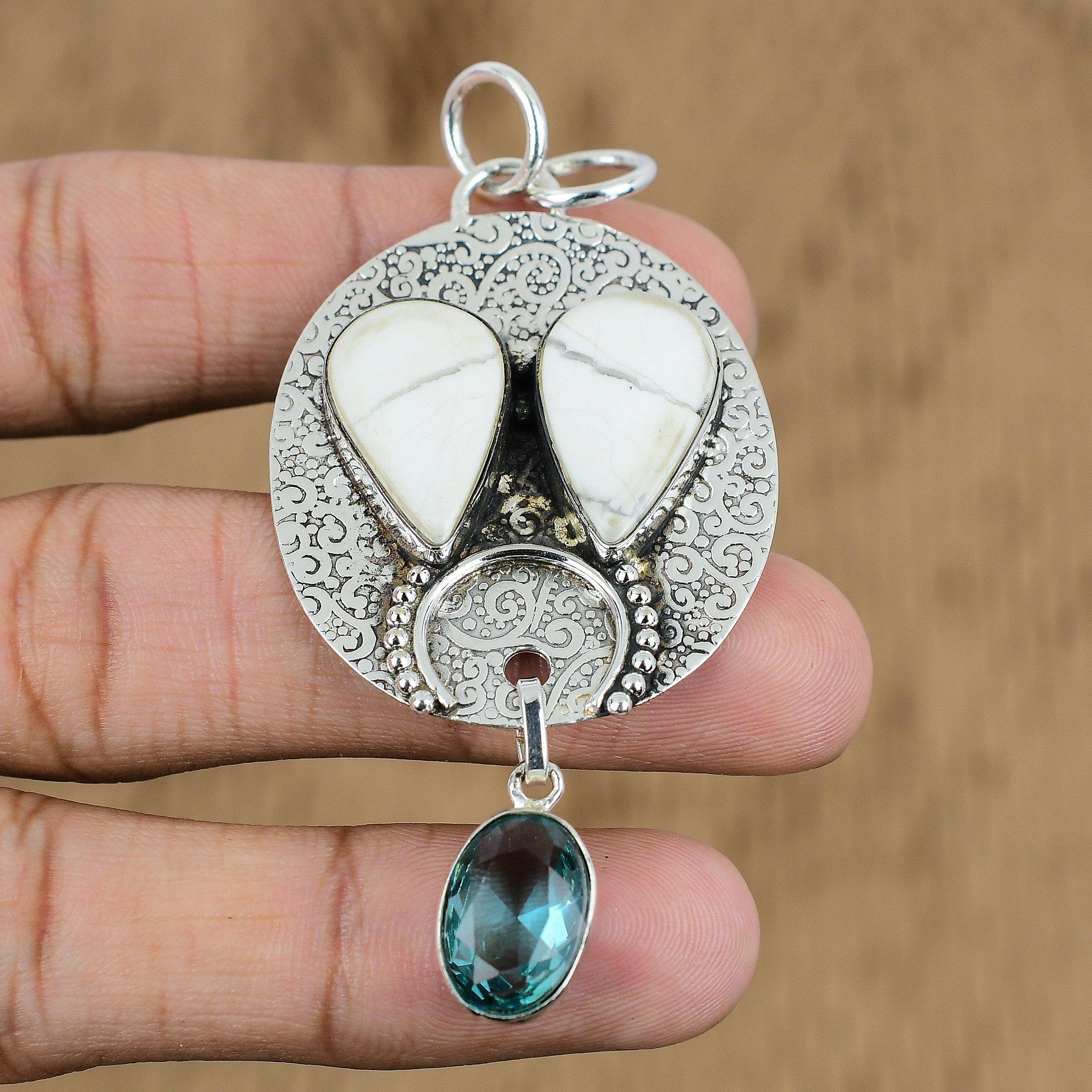 St Patrick Day Deal 925 Silver Natural Howlite Swiss Blue Topaz Pendant Jewelry