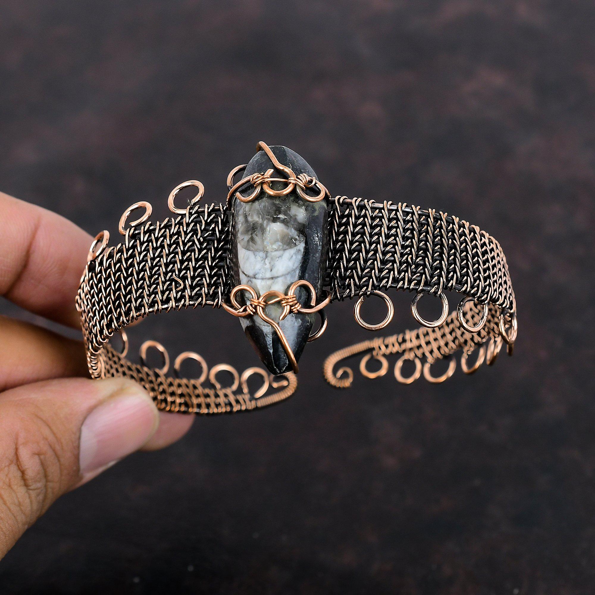 Orthoceras Fossil Kupferarmreif Kupferdraht-gewickeltes Armband Edelsteinschmuck Handgefertigt Verstellbarer Armreif Kupferschmuck Geschenk für Frauen