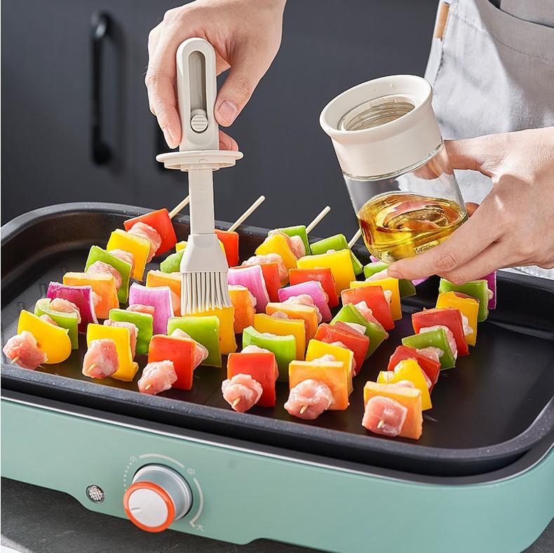 2-in-1 Silicone Basting Brush with Oil Bottle Kitchen Food Grade BBQ Pastry Brush Heat Resistant Cooking Tools