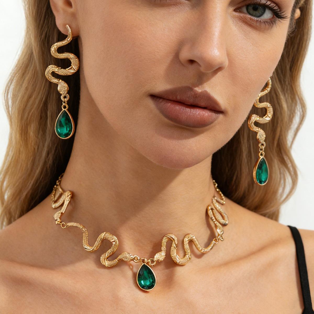 Gotisches verflochtenes Schlangen Wassertropfen Kristall Halskette Ohrring Set Punk Schmuck Party Choker