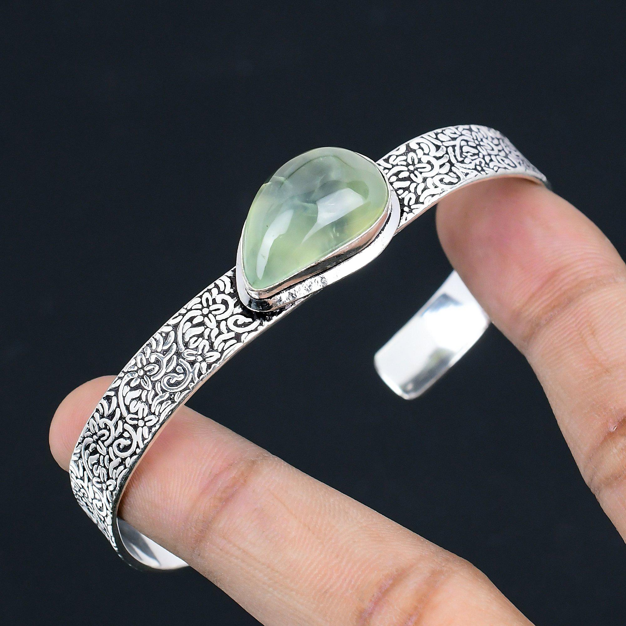 Offre Fête des Filles Bracelet jonc en Argent 925 Poire Préhnite Mousse Naturelle Nacre