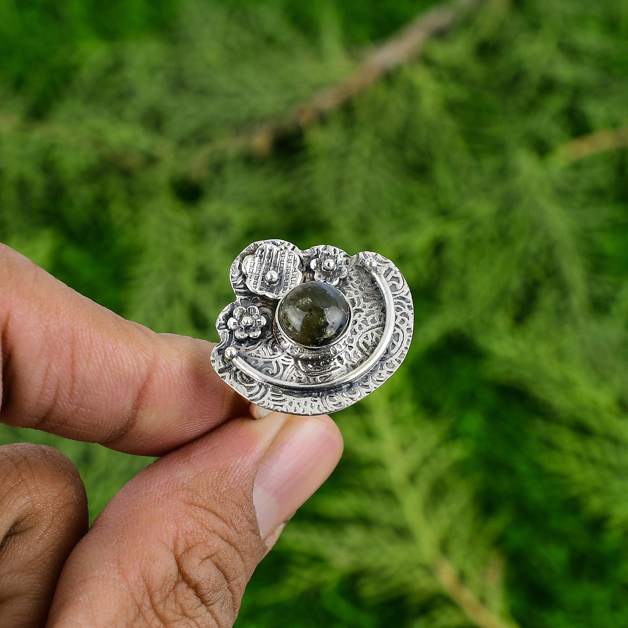 925 Sterling Silver Labradorite Gemstone Sister Promise Flower Statement Ring
