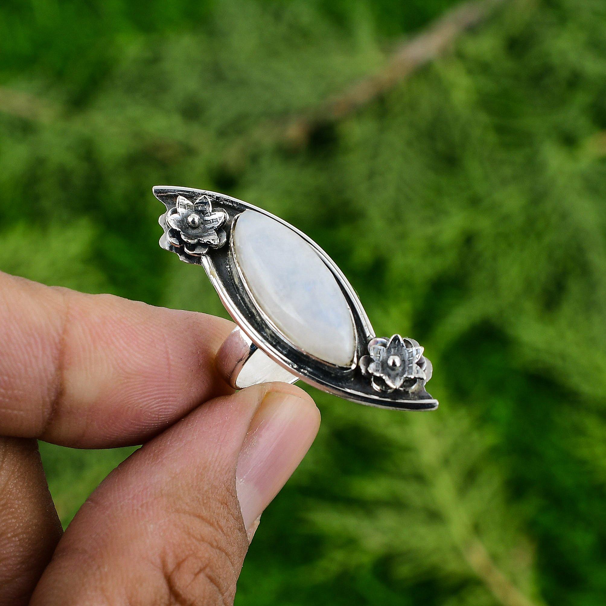 Sterling Silver Rainbow Moonstone Stone Flower Sister New Solitaire Ring Jewelry