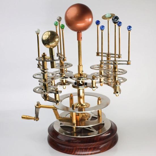 45.72 Cm Luxury Art Piece for Book Shelves Brass and Steel Orrery A Functional Model of the Solar System with Planets