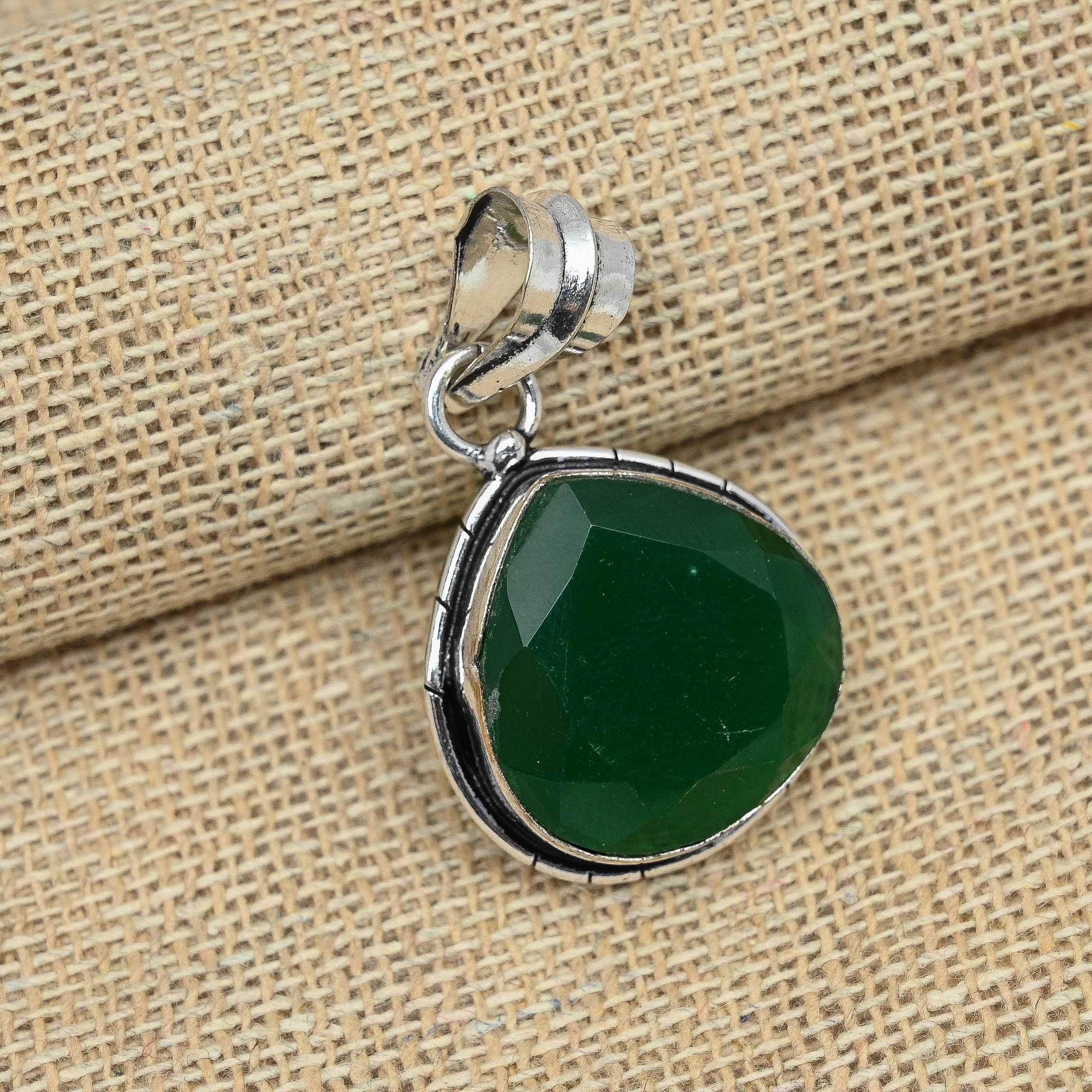 Green Onyx Gemstone Handmade 925 Solid Sterling Silver Jewelry Unique Pendant For Her