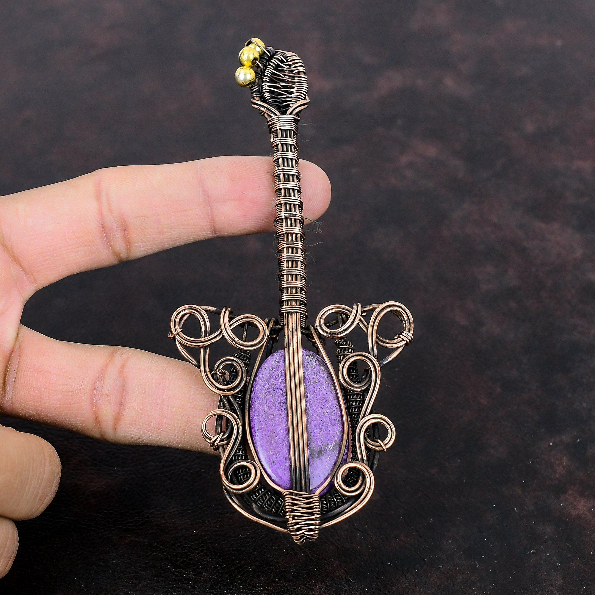 Colgante de Purpurita Colgante Envuelto en Alambre de Cobre Colgante de Guitarra Joyería Envuelta en Alambre Colgante de Piedra Preciosa Hecho a Mano Joyería de Cobre Regalo Para Madre