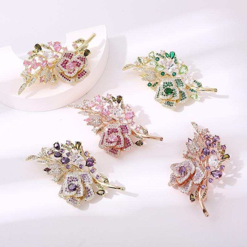 Women Wedding Flower Brooch Crystal Rhinestones Zircon Pin Clothing Accessories