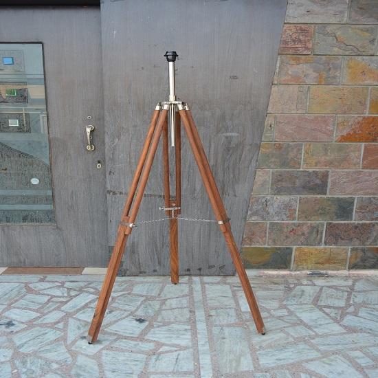 Plně ručně vyrobený stojan na stojací lampu v námořním stylu Dřevěný nastavitelný stativ Dekor do domácí kanceláře