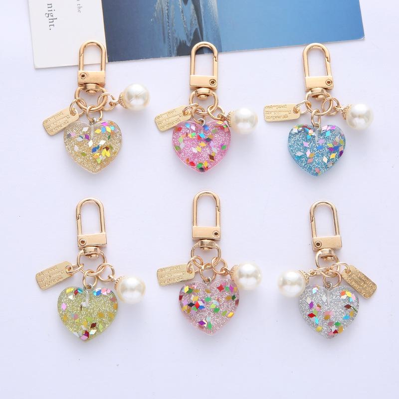 2pcs Bling Acrylic Heart Keychain Colorful Sequin Sweet Imitation Pearl Keyring for Women Girls Bag Decoration