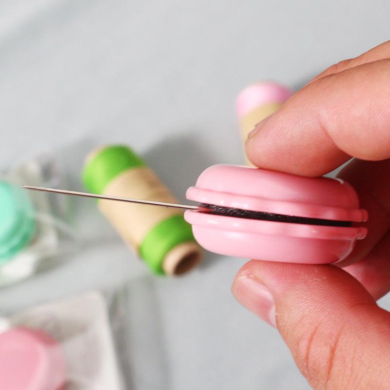 Macaron Color Cross Stitch Gadget Accessories Magnetic Needle Suction Box Needle Sharpener Small Box Storage Embroidery Needle Sewing Box