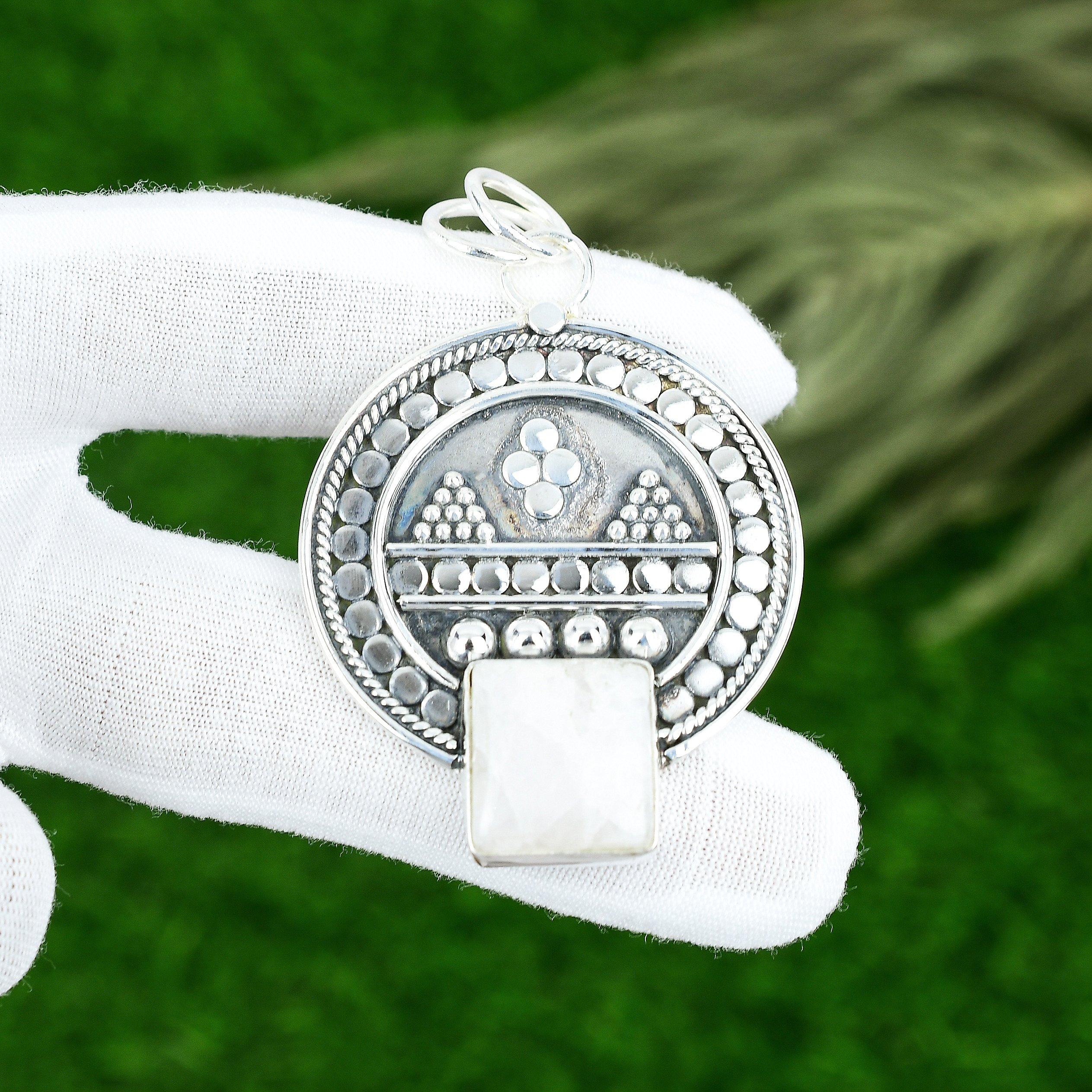 Memorial Day Sale Regenbogenmondstein Edelstein Eleganter Neuer Anhänger Sterlingsilber