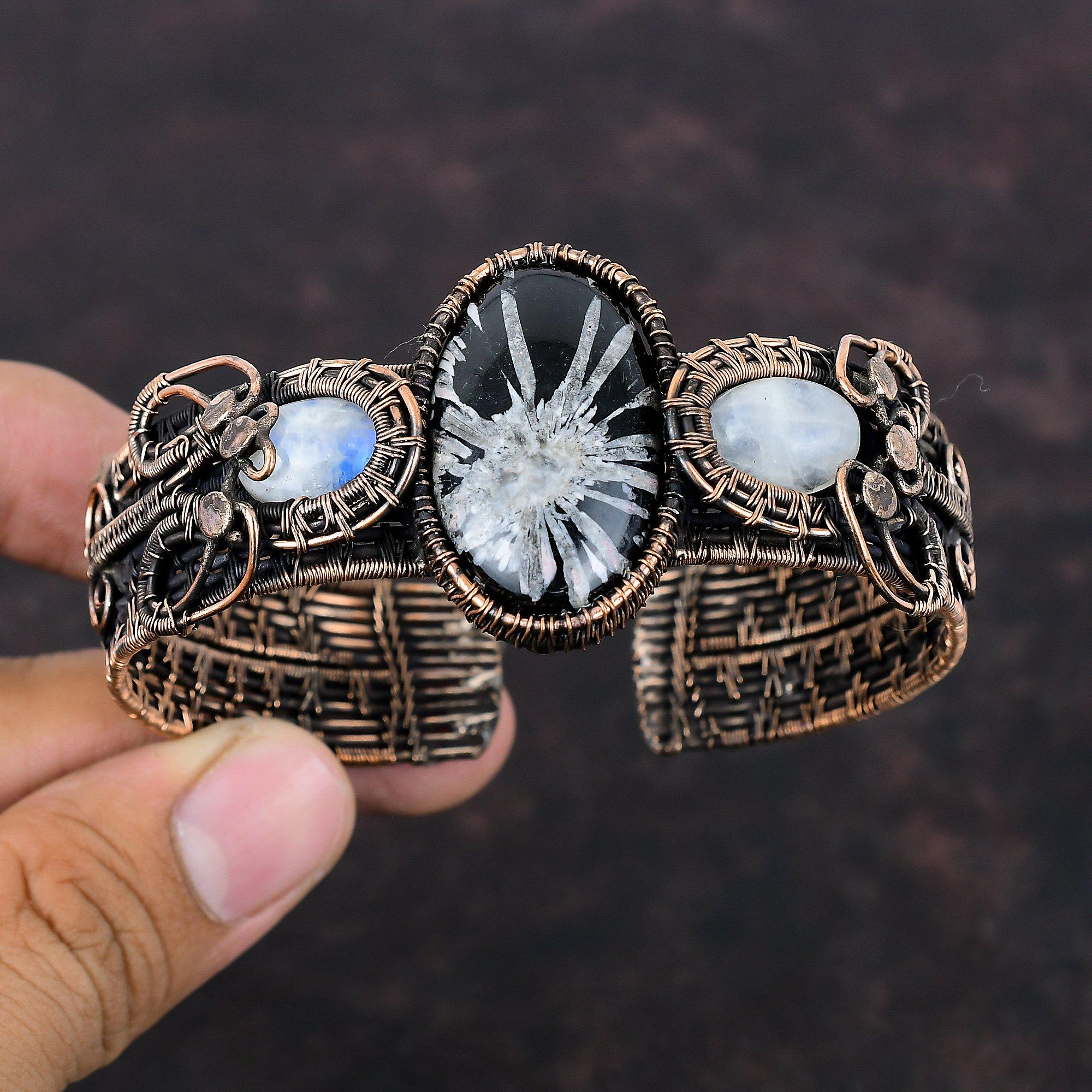 Chrysantheme Manschettenarmband Kupferdraht gewickelt verstellbarer Armreif handgemachtes Edelsteinarmband Chrysantheme Schmuck Regenbogen Mondstein Armreif