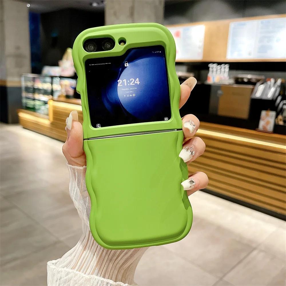 Módní matný silikonový kryt na telefon s vlnitým okrajem pro Samsung Galaxy Z Flip 6 Z Flip5 Z Flip4 Z flip3 Nárazuvzdorný měkký kryt