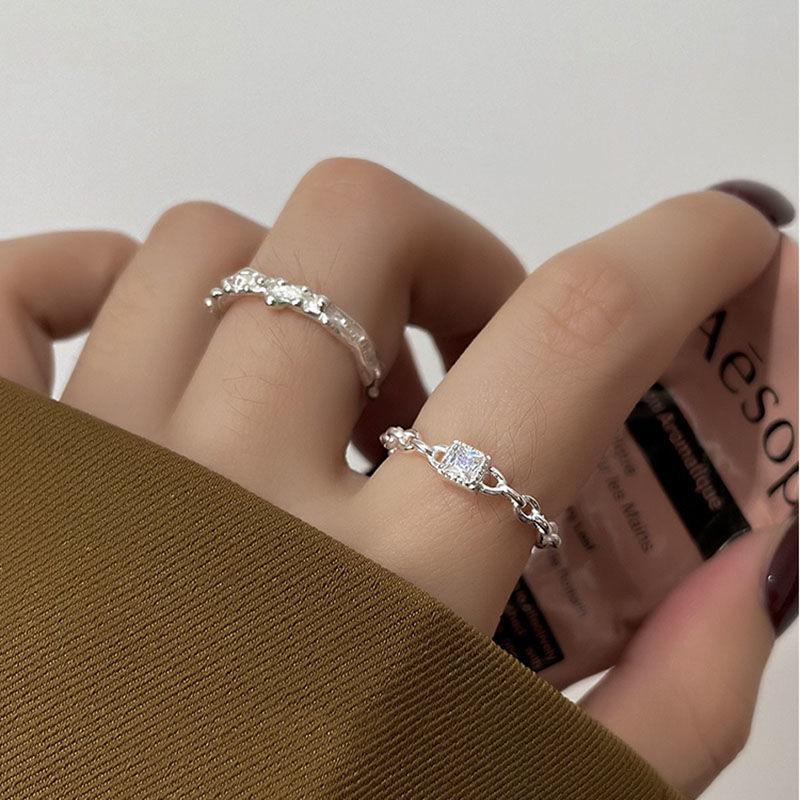2 Stück schlichter, dünner, quadratischer Kristall-Zirkon-Ring für Frauen, Hochzeit, Schmuck, Geschenke, glänzender Zirkonia, geometrische Kette, verstellbarer Ring