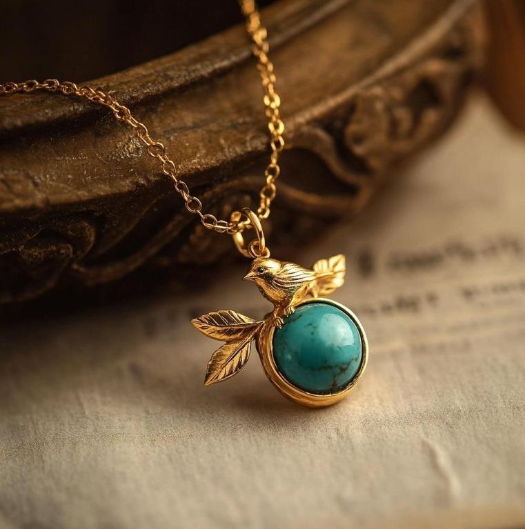 Retro Personalized Minimalist Bird Pendant Necklace