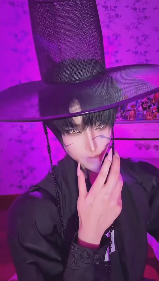 Kpop Lovci démonů Cosplay Kostým Film Saja Chlapecké Oblečení Potisk Plášť Topy Kalhoty Set Jevištní Převlek Dětský Párty Kostým