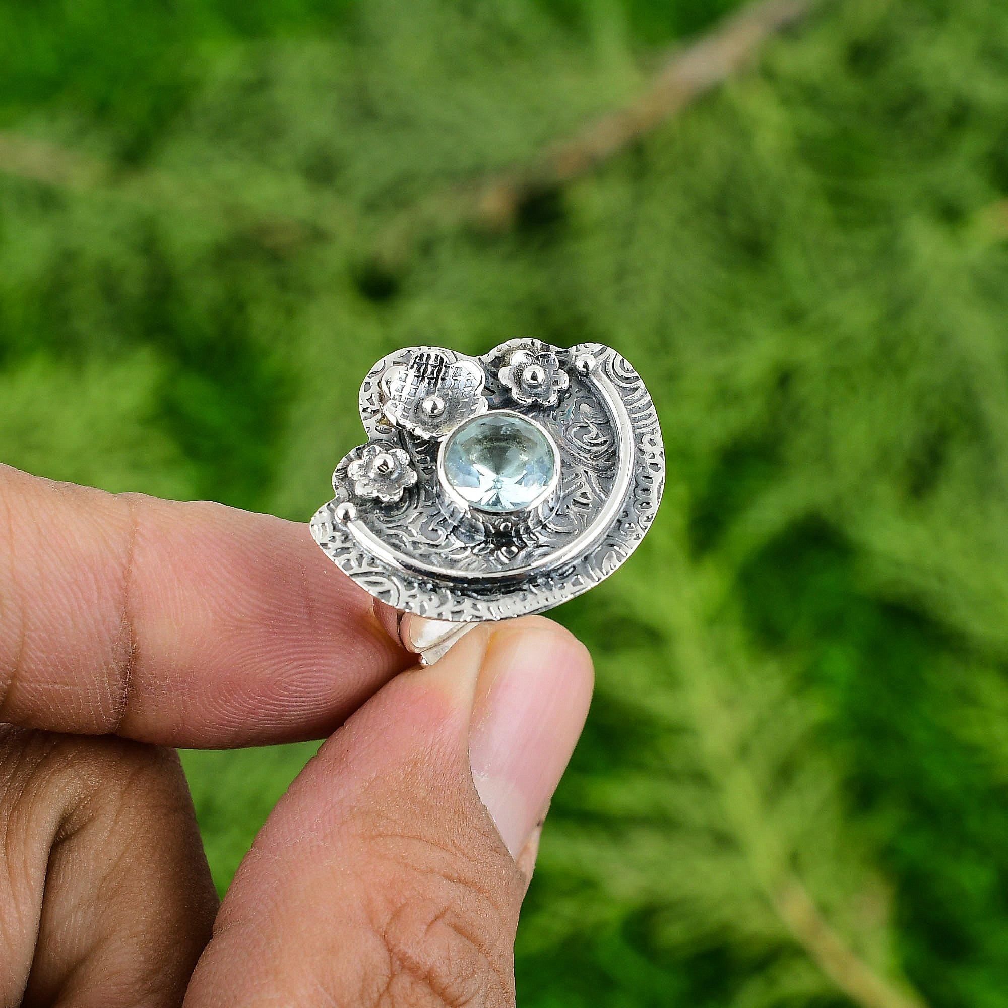 Swiss Blue Topaz Gemstone Birthday Flower Bezel Ring Jewelry 925 Sterling Silver