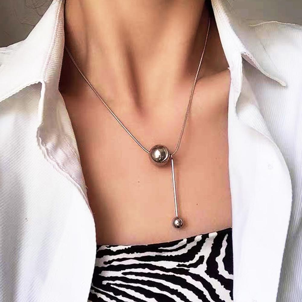 Fashion Temperament Cold Style Metal Ball Pendant Necklace Collarbone Chain Long Sweater Chain