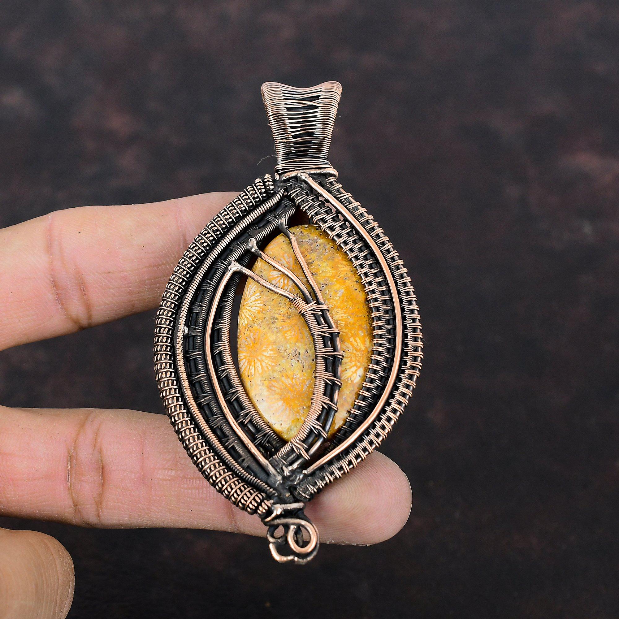 Fossilkorallen-Anhänger Kupferdraht-umwickelter Anhänger Edelsteinschmuck Handgefertigter Anhänger Fossilkoralle Kupferschmuck Designer-Anhänger Geschenk für Sie