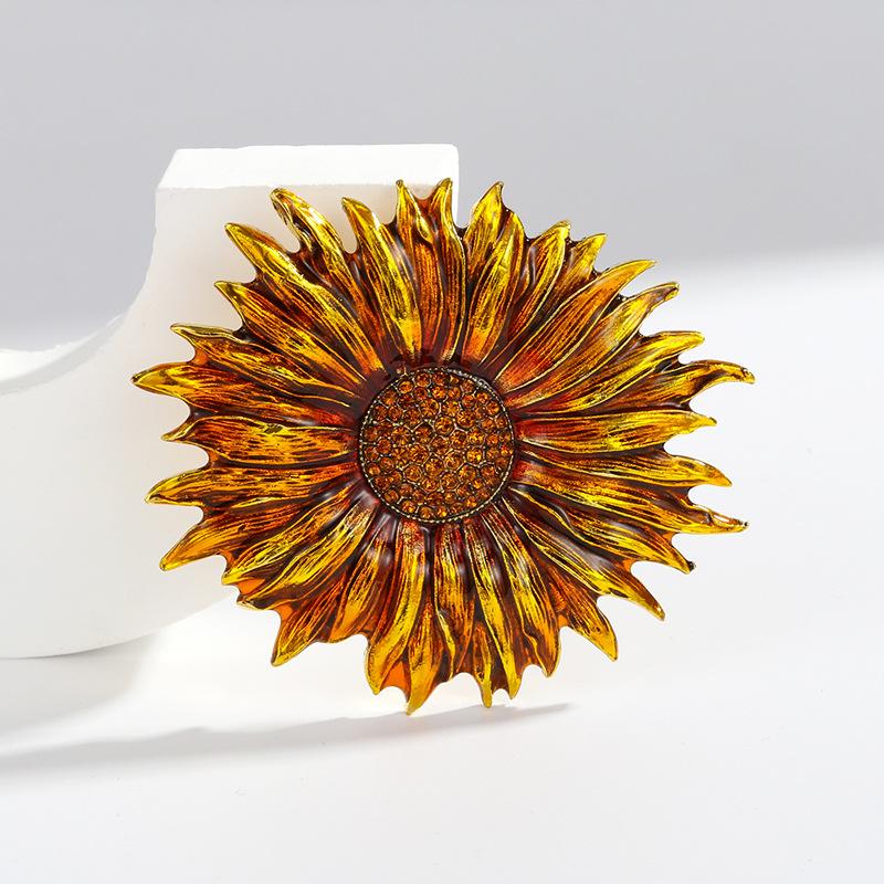 Enamel Brown Sunflower Brooch Pins Melon Seeds Rhinestone Badge for Women Plant Jewelry Accessory