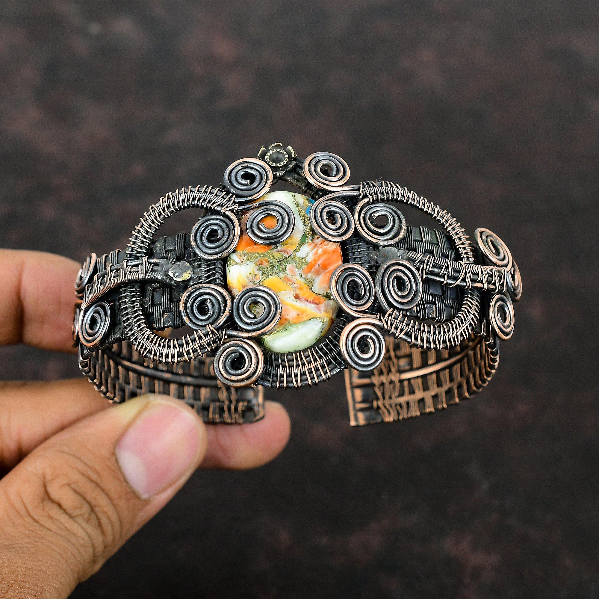 Brățară bangle cu stridie spinoasă și turcoaz cupru, manșetă înfășurată cu sârmă de cupru, brățară bangle reglabilă lucrată manual, bijuterie cu sârmă de cupru și pietre prețioase, cadou pentru mamă