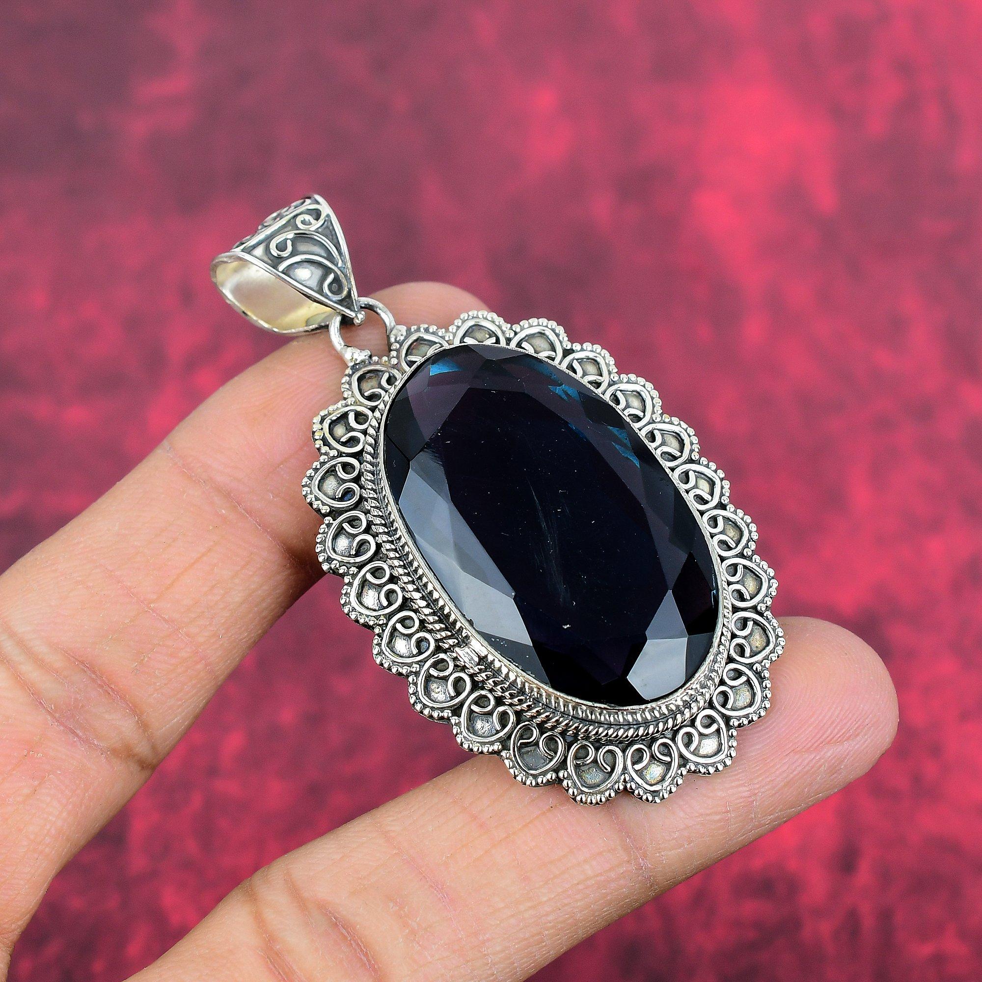 Přívěsek s alexandritem, Ručně vyrobený přívěsek s drahokamem, Přívěsek z masivního stříbra 925, Starožitný šperk, Jako zásnubní dárek