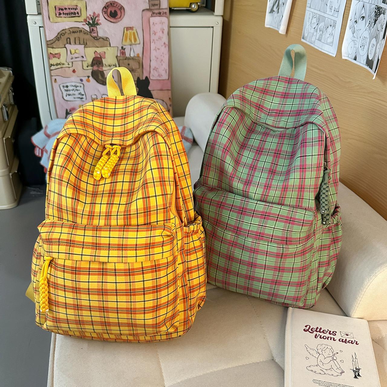 Simple Plaid Nylon Backpack Retro Large Capacity Casual Backpack with Multiple Pockets Suitable for Daily and Student Use