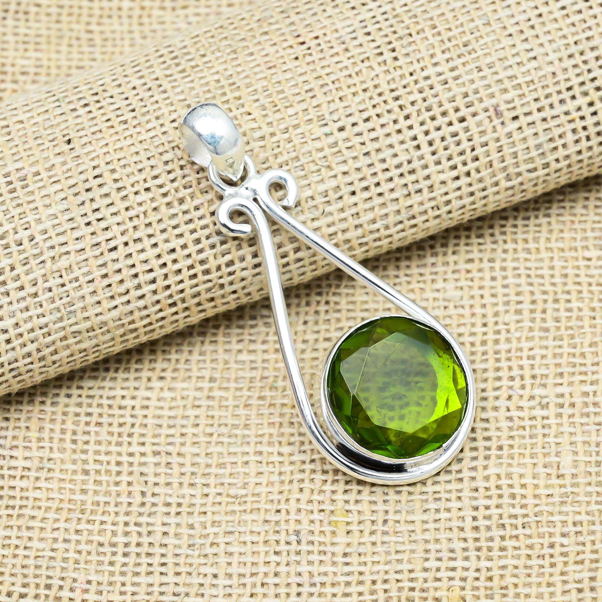 Peridot Gemstone 925 Sterling Silver Handmade Excellent Silver Chain Pendant Jewelry