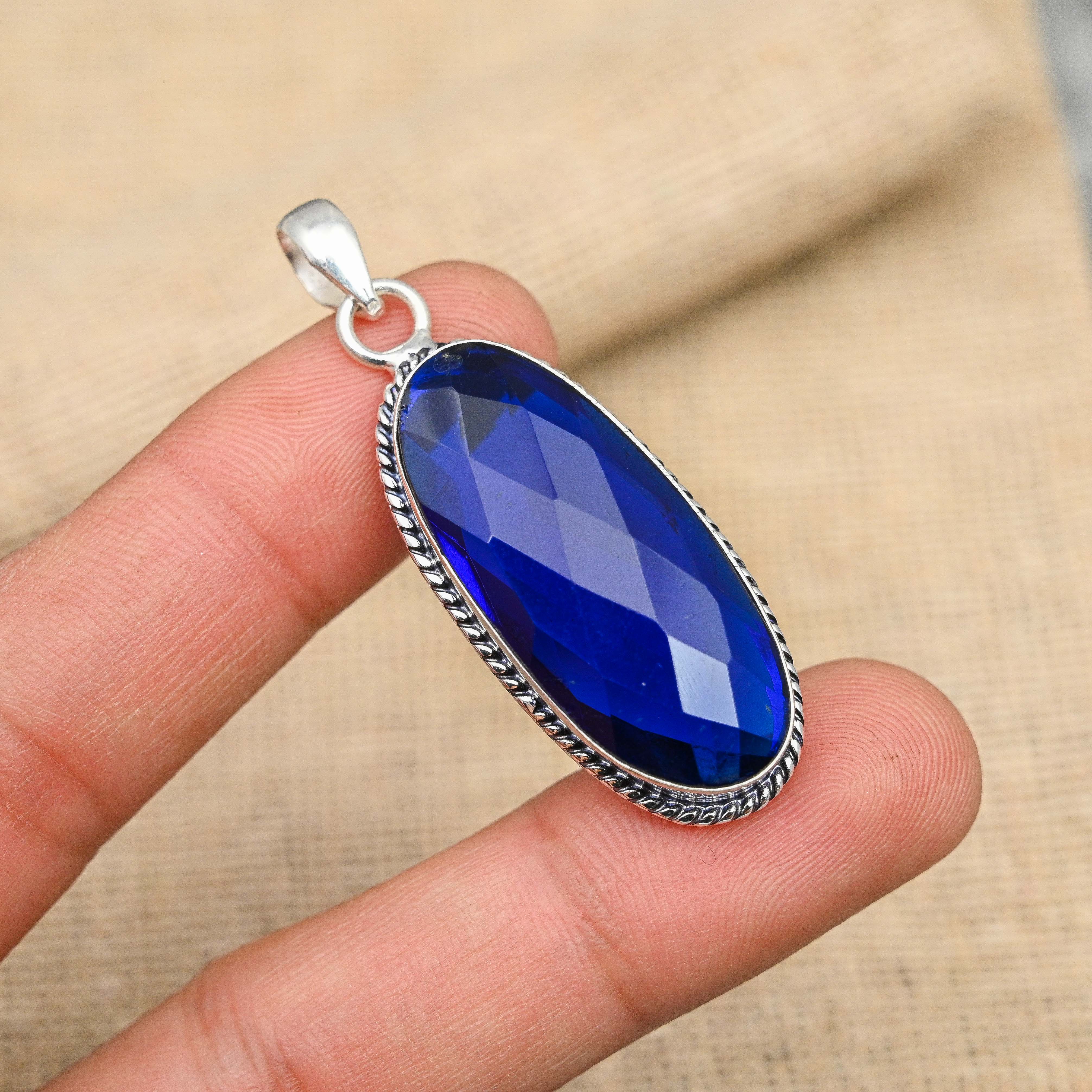 Blå Safir Ädelsten Handgjord 925 Sterlingsilver Fantastiskt Smycke Hänge