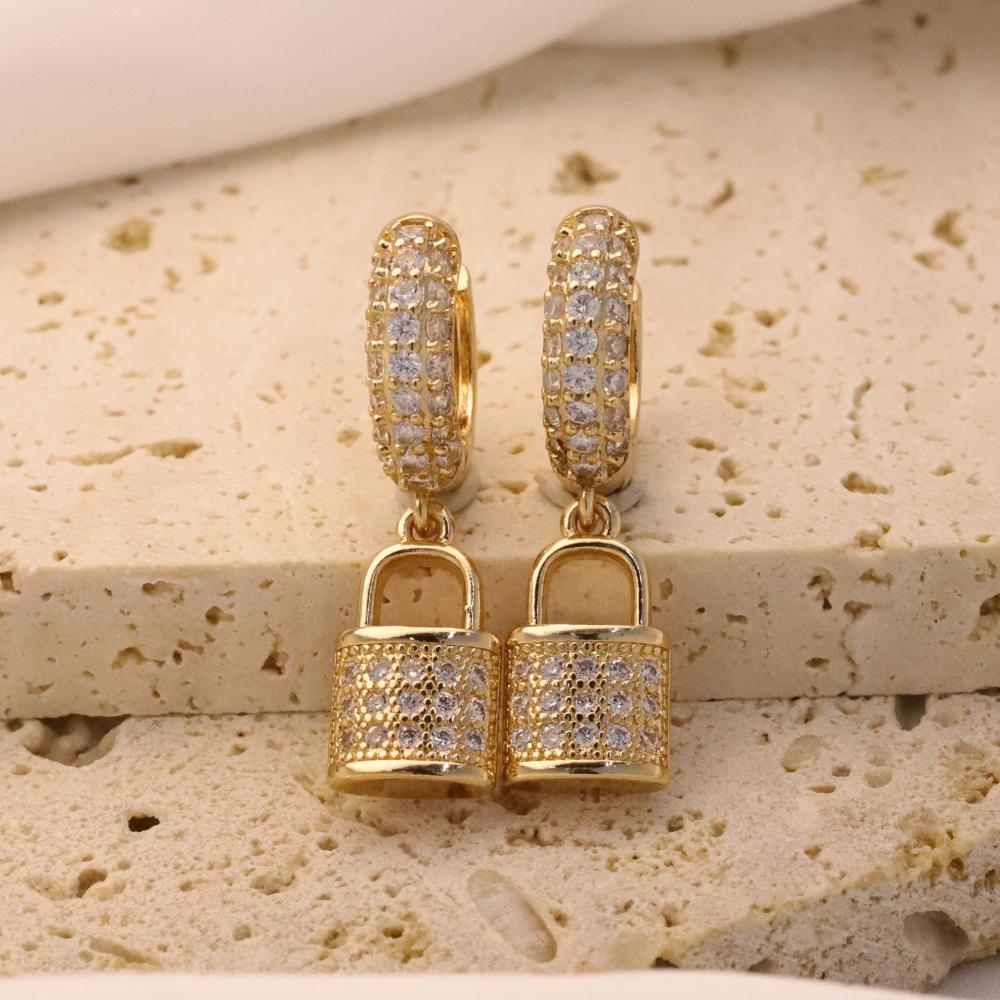 1 Pair Luxury Small Lock Dangle Earrings for Women Zirconia Earring Jewelry Wedding Party Accessories