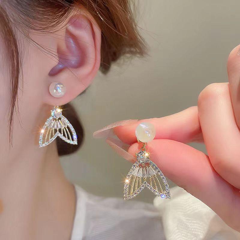 Pearl Fishtail Earrings women fashion Niche Design Premium Feeling Temperament Earrings