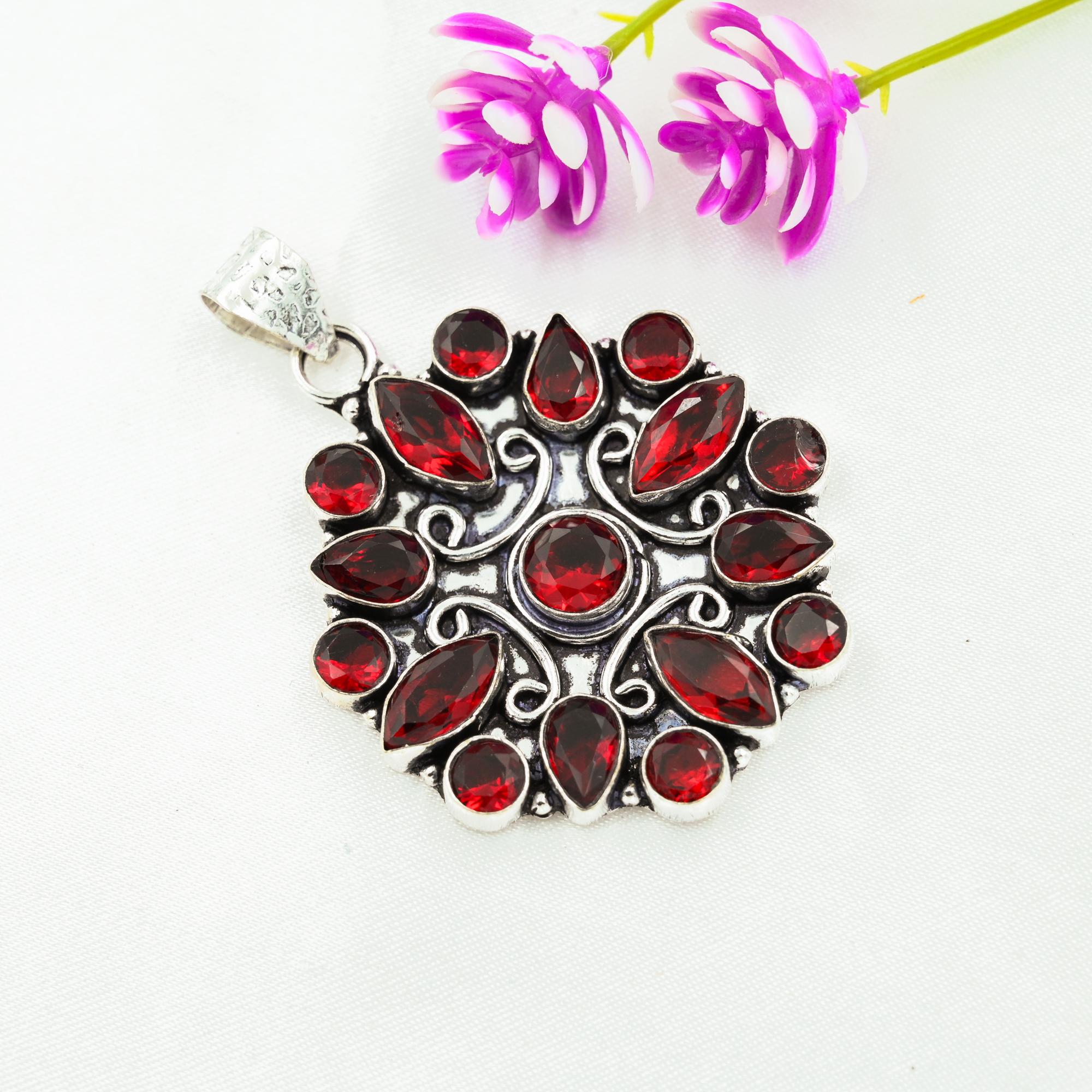 Šperky z červeného granátu, Přívěsek z masivního stříbra 925, Ručně vyráběný Přívěsek na šperky z drahokamů pro Memorial Day
