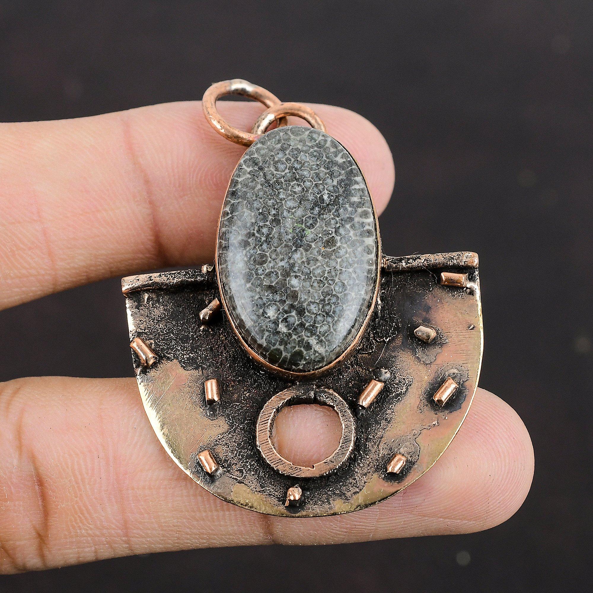 Rochenkoralle Anhänger Kupfer Anhänger Edelstein Anhänger Handarbeit Schmuck Neustes Design Anhänger zierlicher Kupferschmuck Jahrestag Geschenk für Mama