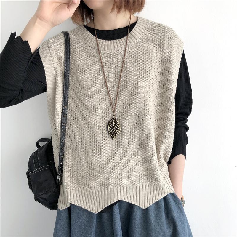 Women Knitted Vest Autumn Winter O Neck Wavy Hem Sleeveless Top Warm Soft Loose Casual Female Waistcoat Knitwear