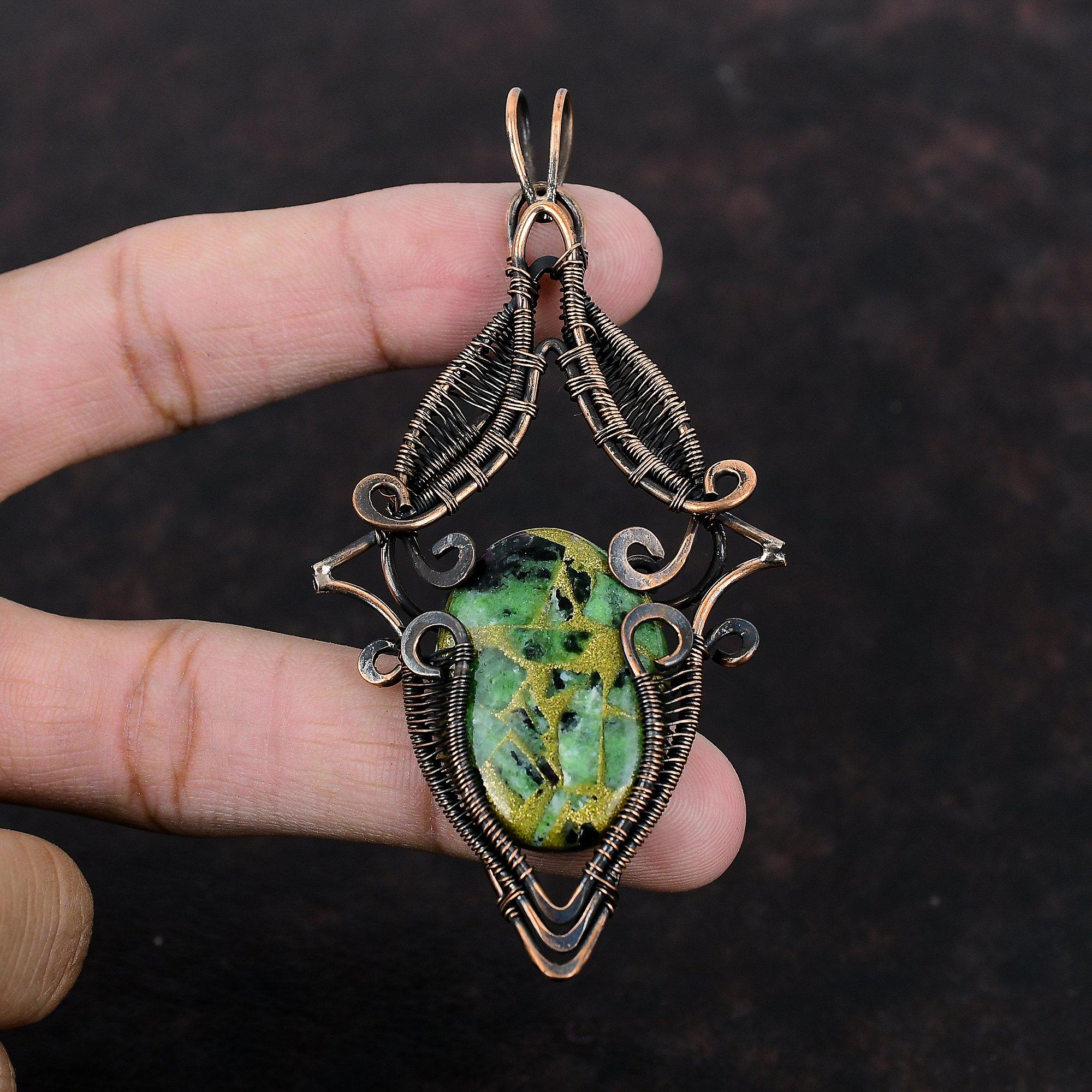 Pandantiv Zoisit Rubin Cupru Pandantiv Înfășurat cu Sârmă de Cupru Bijuterii Elegante Pandantiv cu Piatră Prețioasă de Calitate Superioară Cadou Pentru Femei Bijuterii din Cupru Lucrate Manual