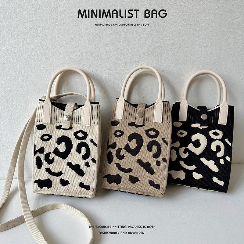 Mini borsa per telefono lavorata a maglia a punto leopardo in bianco e nero Borsa a tracolla Borsa da tasca da donna Borsa quadrata piccola