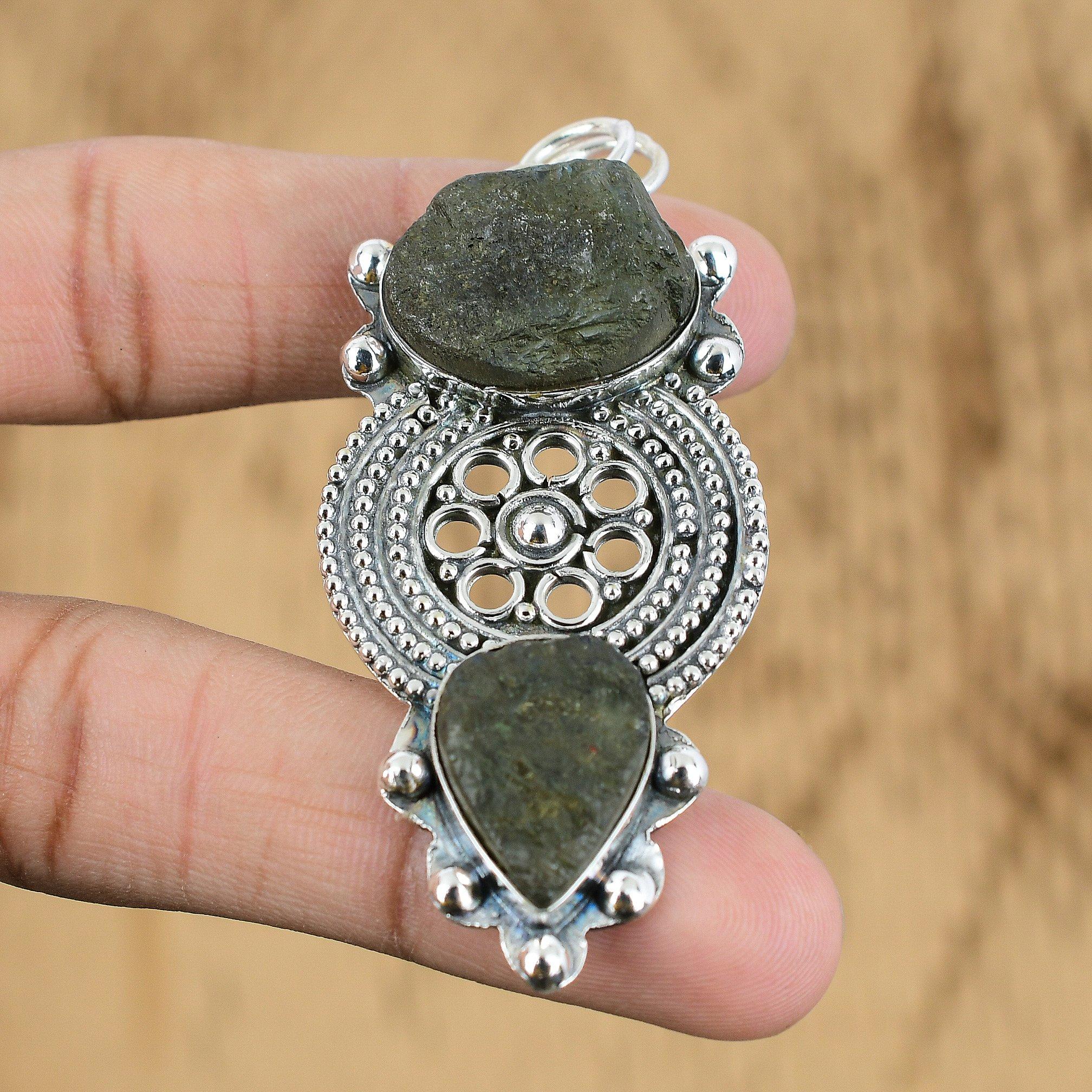 Gift For Women Pendant 925 Sterling Silver Natural Labradorite Rough Gemstone