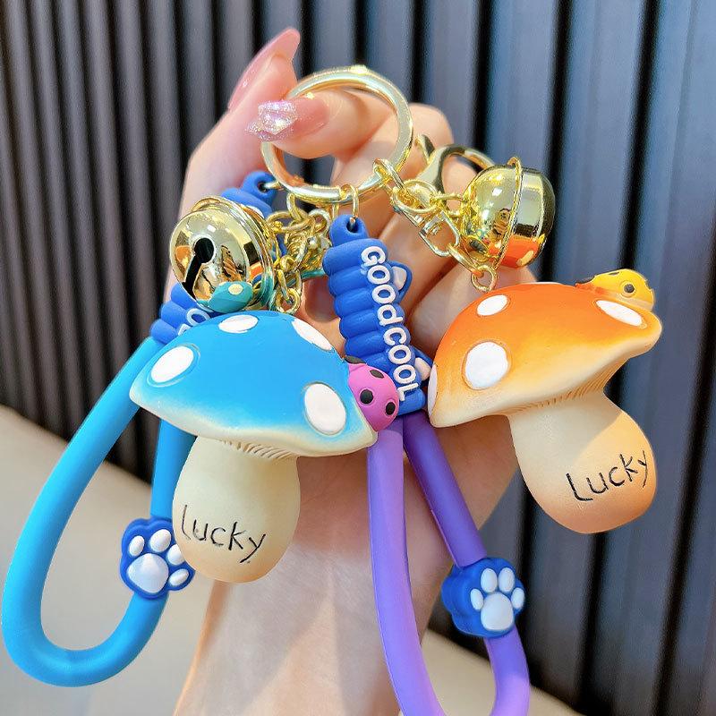 Creative Lucky Resin Mushroom Key Chain Lady Cute Car Bag Pendant Keyrings Accessories Gifts