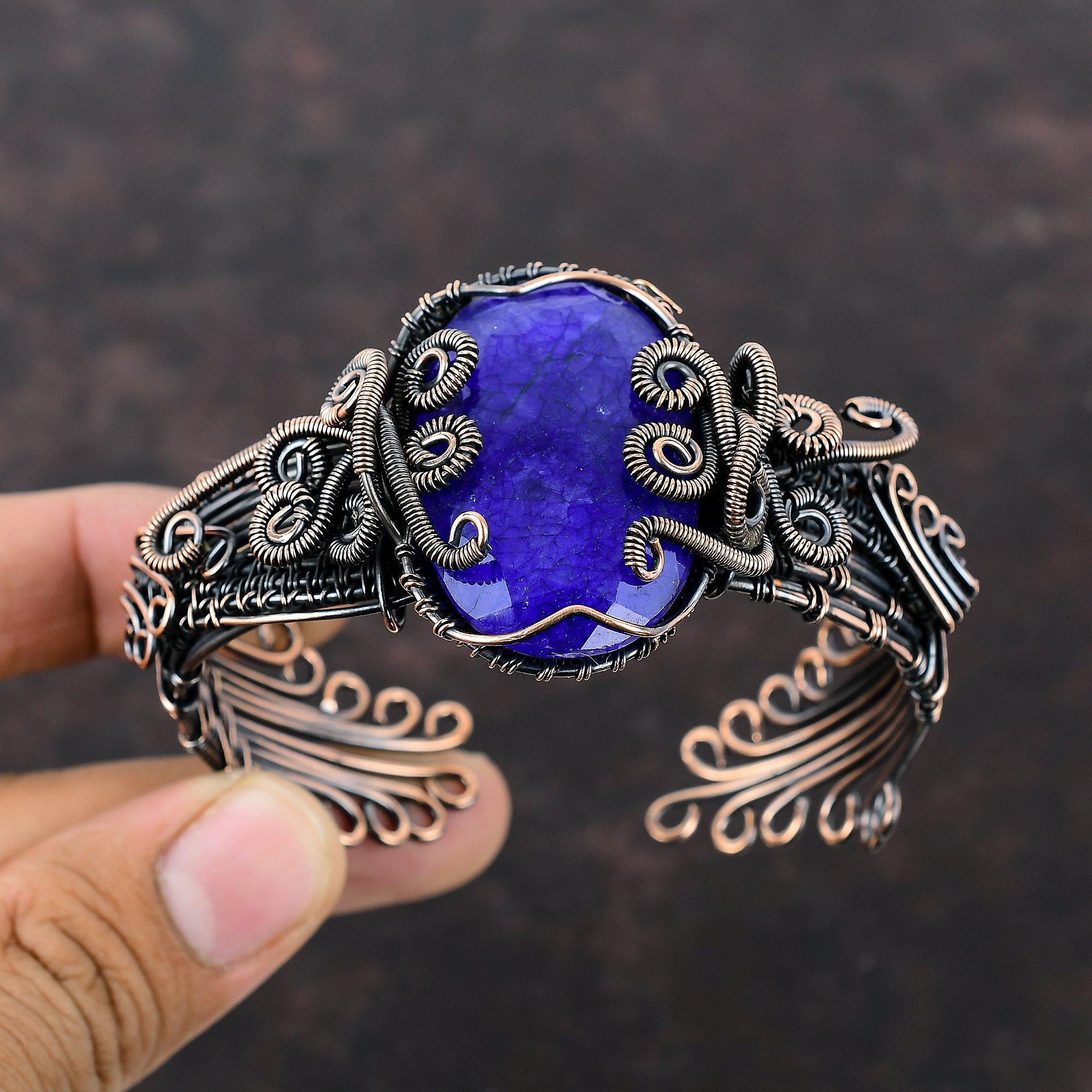 Facettiertes Blaues Saphir Armreif Kupferdraht umwickelt Verstellbarer Armreif Handgefertigter Schmuck Edelsteinarmreif Kupferdrahtschmuck Geschenk für Sie