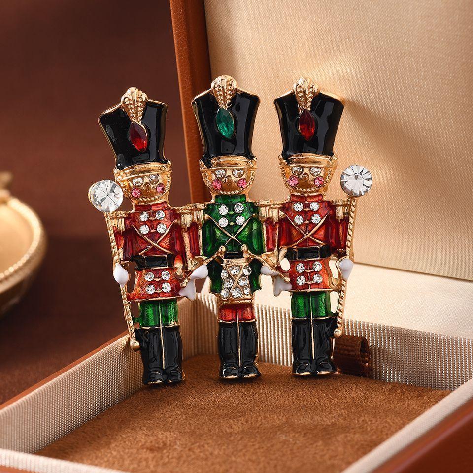 Enamel Men Guard Brooch Puppet Soldiers Wear Jewelry Cute Badge Pins Gift