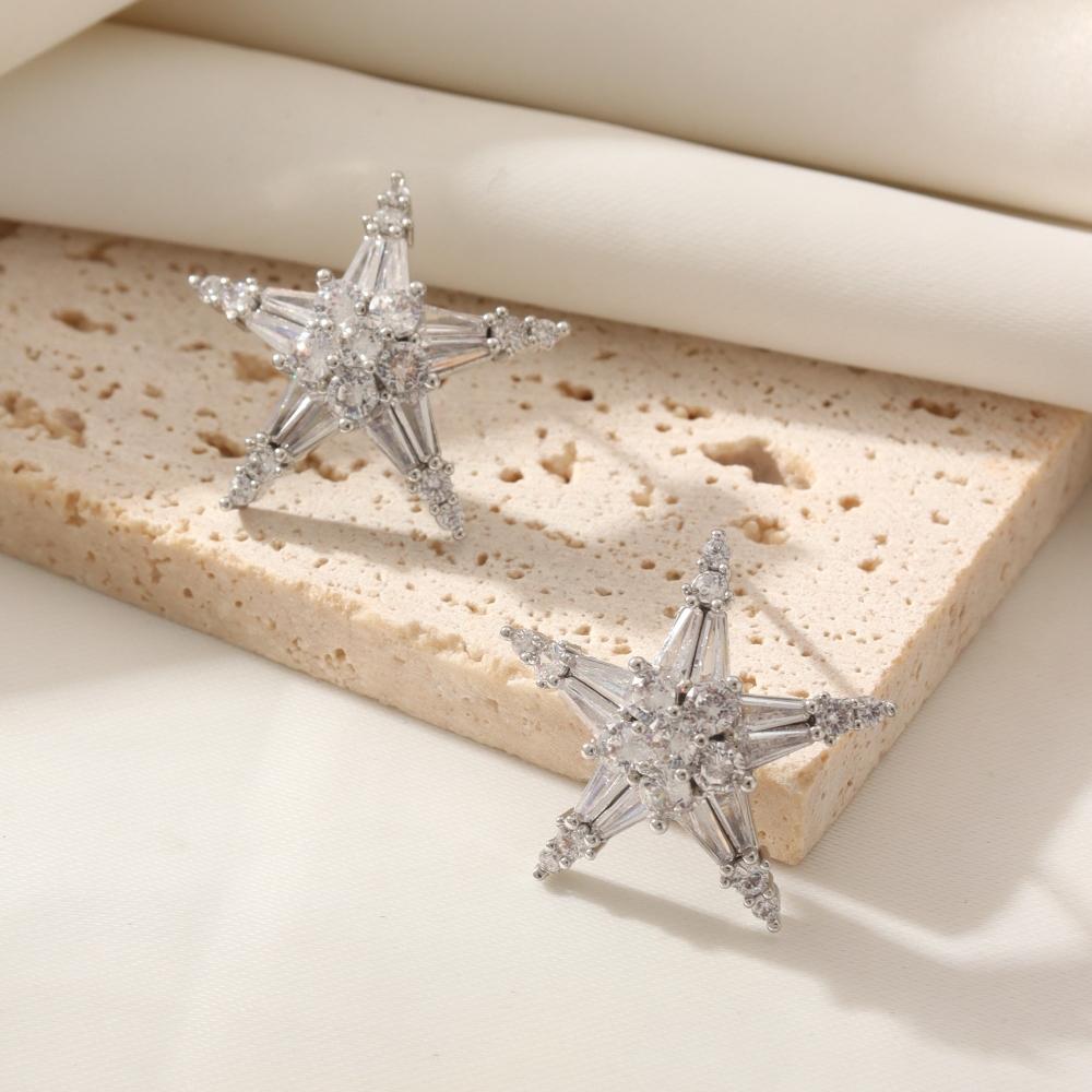 Sparkly Star Zirconia Stud Earrings for Women Fashion Earring Jewelry Wedding Party Accessories